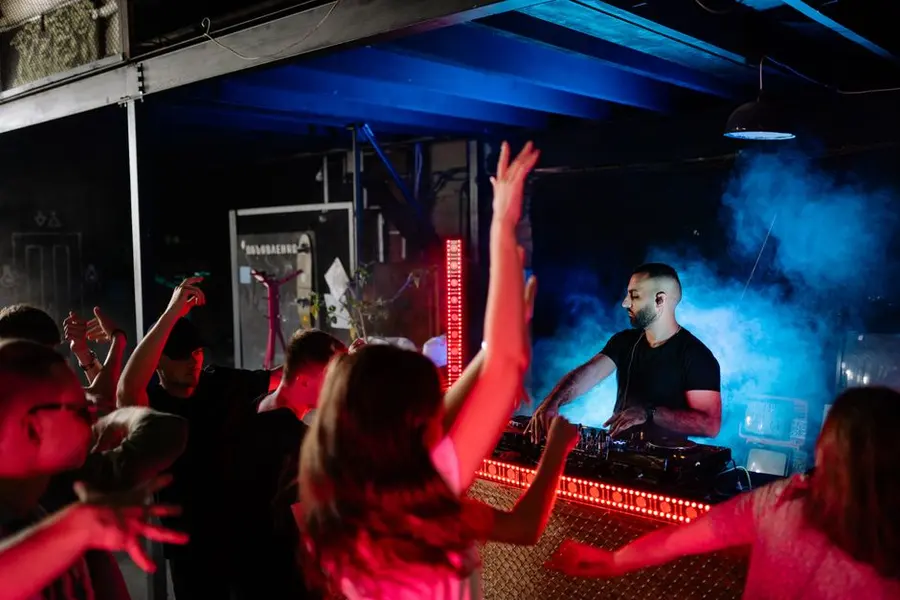 Party DJ (4 hours)
