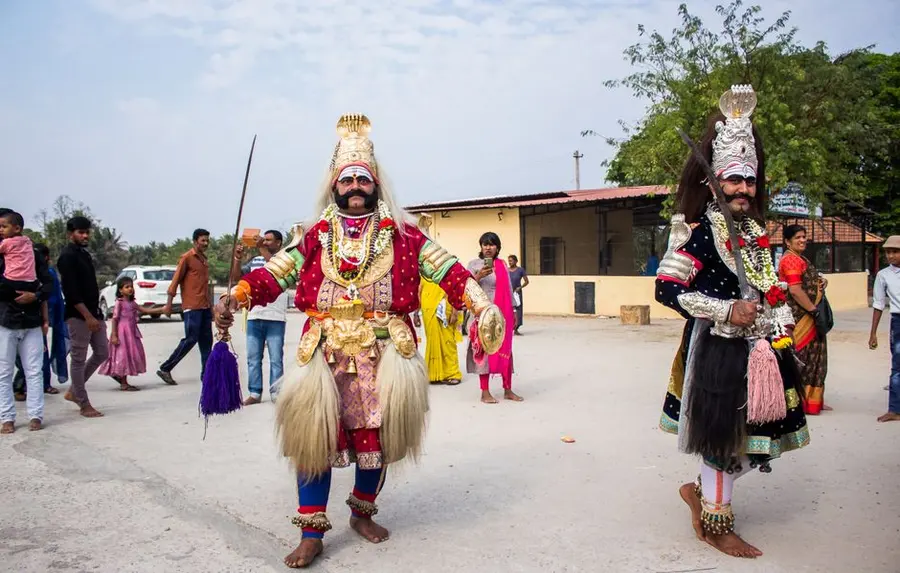 Bahurupiya & Stilt Walkers