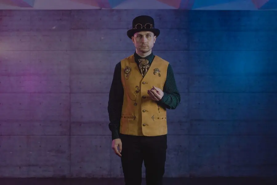 Close-up Magician